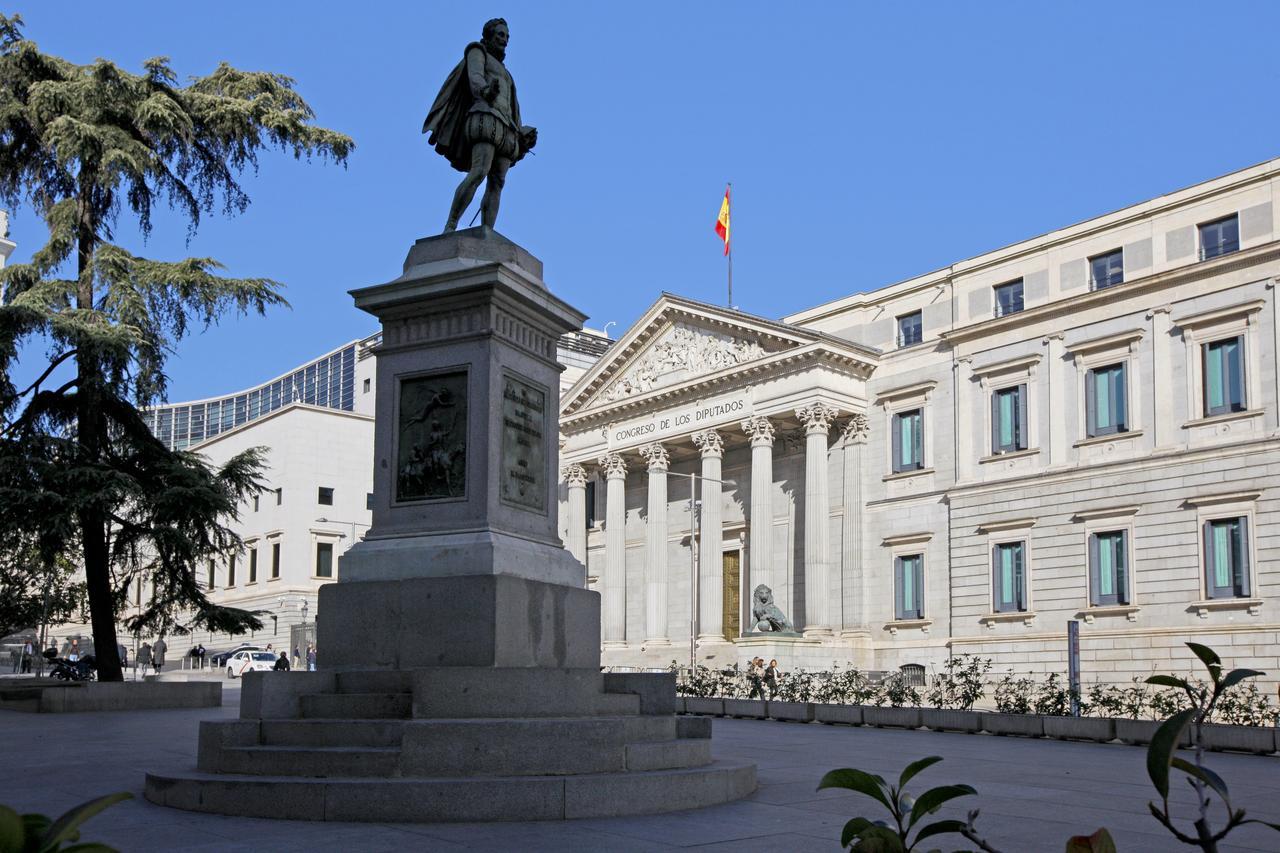 Prado Suite Madrid Exterior photo